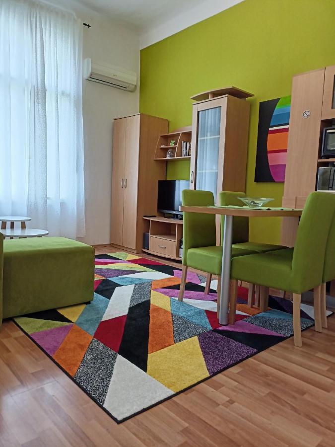 Evergreen Belgrade Extérieur photo